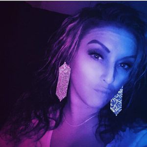 Meet your Posher, Tina